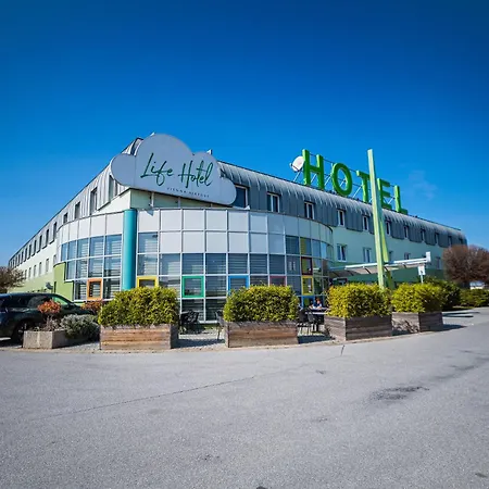 Hotel Lifehotel Vienna Airport