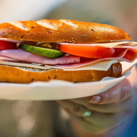 Szálloda Lifehotel Vienna Airport 4*