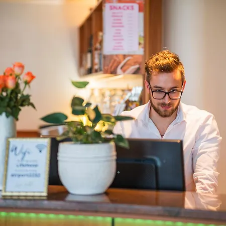 Lifehotel Vienna Airport 4* Fischamend