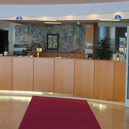 Lifehotel Vienna Airport 4*