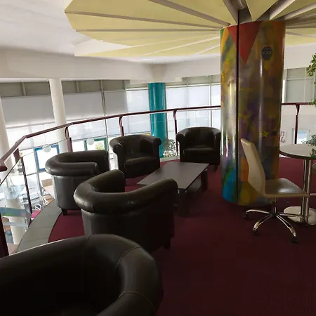 Lifehotel Vienna Airport Szálloda