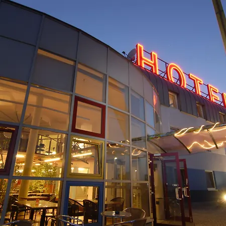 Szálloda Lifehotel Vienna Airport 4*