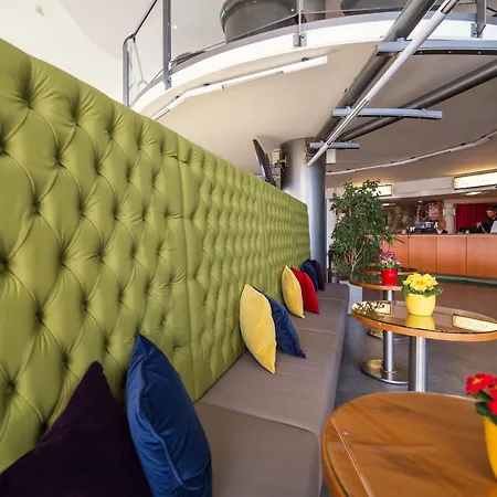 Lifehotel Vienna Airport 4*