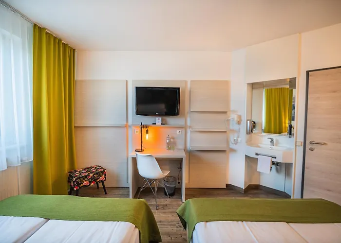 Lifehotel Vienna Airport Hotel 4*