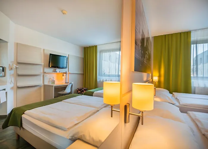 Hotel Lifehotel Vienna Airport 4*