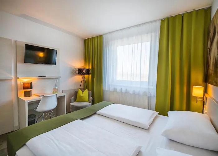 Hotel Lifehotel Vienna Airport 4*