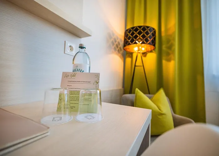 Lifehotel Vienna Airport 4*