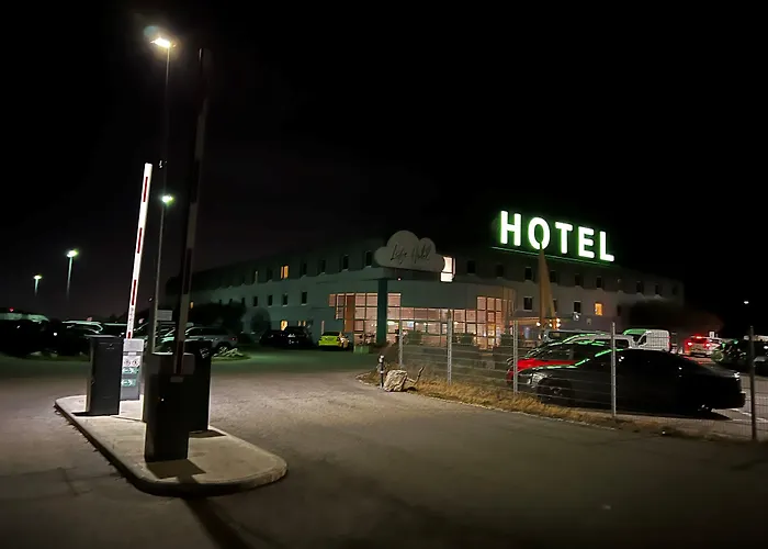 Lifehotel Vienna Airport